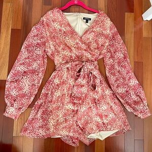 Long-Sleeve Romper 🧡❤️